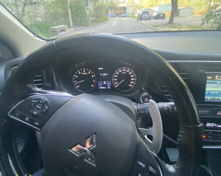 Мицубиси Аутлендер 2016 в Днепре (Днепропетровске) на Automoto.ua Серый Мицубиси Аутлендер, объемом двигателя 2 л и пробегом 39 тыс. км за 18800 $, фото 6 на Automoto.ua