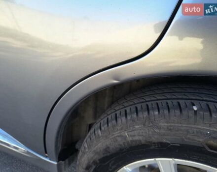 Серый Мицубиси Аутлендер, объемом двигателя 2 л и пробегом 116 тыс. км за 19000 $, фото 2 на Automoto.ua