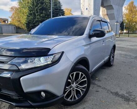 Міцубісі Аутлендер 2016 у Харкові на Automoto.ua Сірий Міцубісі Аутлендер, об'ємом двигуна 2.36 л та пробігом 224 тис. км за 14599 $, фото 5 на Automoto.ua