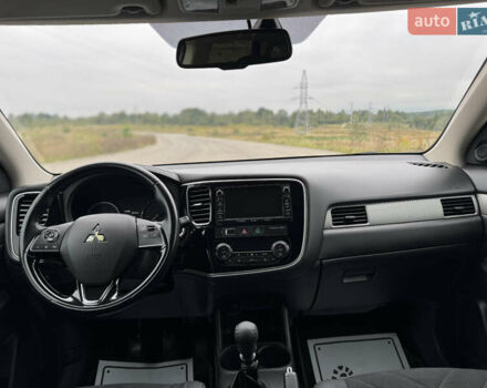 Серый Мицубиси Аутлендер, объемом двигателя 2.2 л и пробегом 152 тыс. км за 17500 $, фото 81 на Automoto.ua