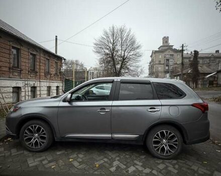 Сірий Міцубісі Аутлендер, об'ємом двигуна 2.36 л та пробігом 86 тис. км за 17000 $, фото 4 на Automoto.ua