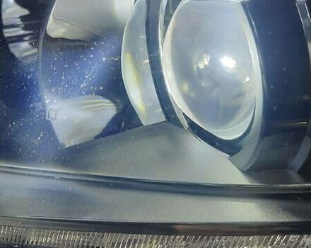 Сірий Міцубісі Аутлендер, об'ємом двигуна 0 л та пробігом 105 тис. км за 15555 $, фото 6 на Automoto.ua