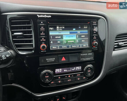 Серый Мицубиси Аутлендер, объемом двигателя 2.4 л и пробегом 189 тыс. км за 16950 $, фото 121 на Automoto.ua