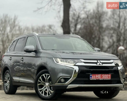 Серый Мицубиси Аутлендер, объемом двигателя 2.2 л и пробегом 152 тыс. км за 17800 $, фото 6 на Automoto.ua