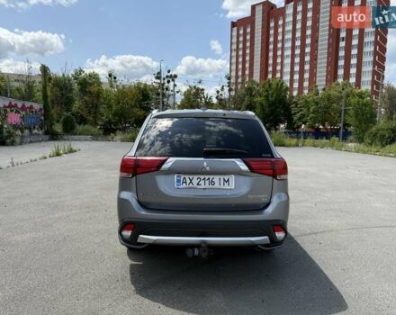 Серый Мицубиси Аутлендер, объемом двигателя 2.4 л и пробегом 140 тыс. км за 17500 $, фото 5 на Automoto.ua