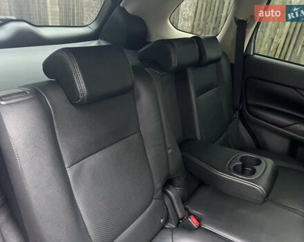 Серый Мицубиси Аутлендер, объемом двигателя 2.4 л и пробегом 189 тыс. км за 16950 $, фото 95 на Automoto.ua