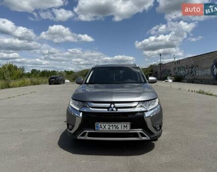 Серый Мицубиси Аутлендер, объемом двигателя 2.4 л и пробегом 140 тыс. км за 17500 $, фото 6 на Automoto.ua