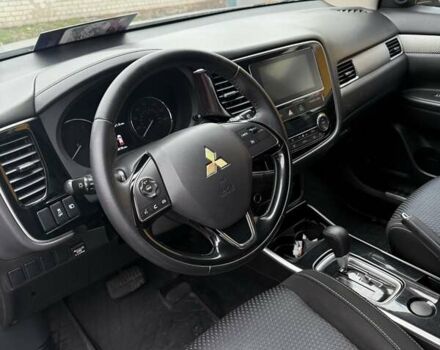 Сірий Міцубісі Аутлендер, об'ємом двигуна 2.36 л та пробігом 86 тис. км за 17000 $, фото 31 на Automoto.ua