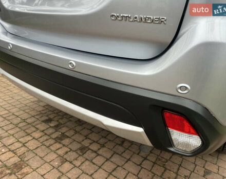 Серый Мицубиси Аутлендер, объемом двигателя 2.4 л и пробегом 189 тыс. км за 16950 $, фото 136 на Automoto.ua