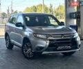 Сірий Міцубісі Аутлендер, об'ємом двигуна 2.36 л та пробігом 144 тис. км за 15999 $, фото 1 на Automoto.ua