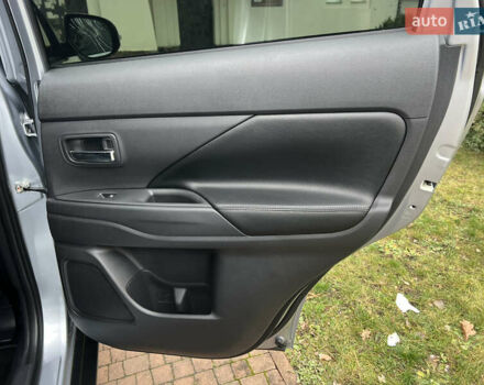 Серый Мицубиси Аутлендер, объемом двигателя 2.4 л и пробегом 189 тыс. км за 16950 $, фото 93 на Automoto.ua