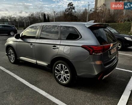 Серый Мицубиси Аутлендер, объемом двигателя 2.36 л и пробегом 51 тыс. км за 21000 $, фото 7 на Automoto.ua
