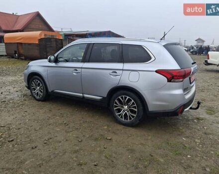 Серый Мицубиси Аутлендер, объемом двигателя 2.3 л и пробегом 205 тыс. км за 15999 $, фото 5 на Automoto.ua