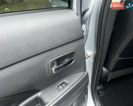 Серый Мицубиси Аутлендер, объемом двигателя 2.4 л и пробегом 189 тыс. км за 16950 $, фото 82 на Automoto.ua