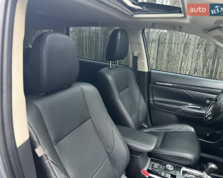 Серый Мицубиси Аутлендер, объемом двигателя 2.4 л и пробегом 189 тыс. км за 16950 $, фото 109 на Automoto.ua