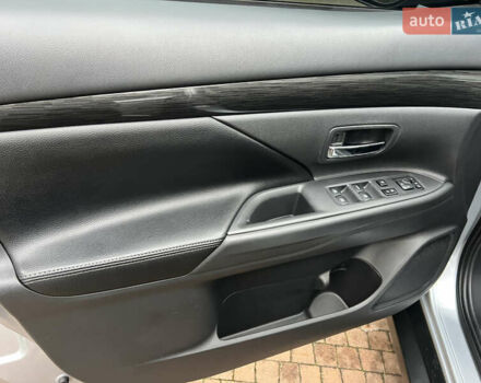 Серый Мицубиси Аутлендер, объемом двигателя 2.4 л и пробегом 189 тыс. км за 16950 $, фото 44 на Automoto.ua