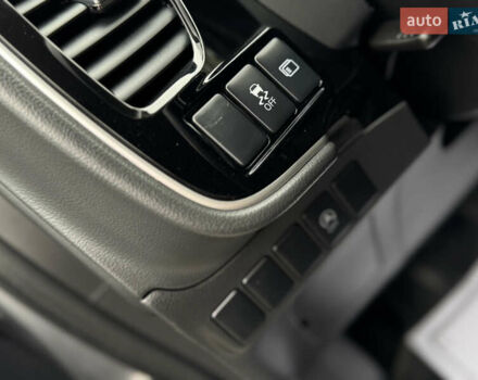 Серый Мицубиси Аутлендер, объемом двигателя 2.2 л и пробегом 152 тыс. км за 17500 $, фото 42 на Automoto.ua