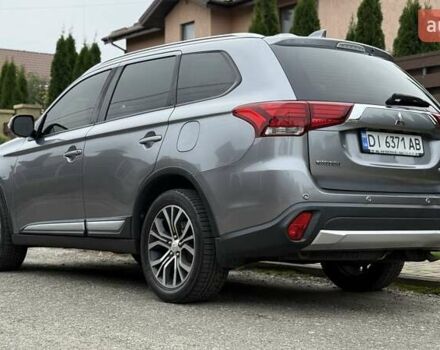 Серый Мицубиси Аутлендер, объемом двигателя 2.36 л и пробегом 153 тыс. км за 16950 $, фото 3 на Automoto.ua