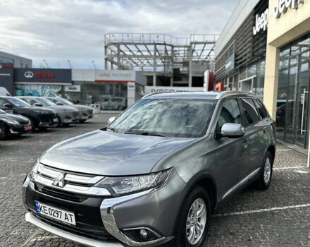 Мицубиси Аутлендер 2017 в Днепре (Днепропетровске) на Automoto.ua Серый Мицубиси Аутлендер, объемом двигателя 2 л и пробегом 103 тыс. км за 16990 $, фото 7 на Automoto.ua