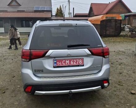 Серый Мицубиси Аутлендер, объемом двигателя 2.3 л и пробегом 205 тыс. км за 15999 $, фото 9 на Automoto.ua