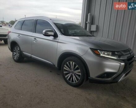 Серый Мицубиси Аутлендер, объемом двигателя 2.36 л и пробегом 154 тыс. км за 2700 $, фото 3 на Automoto.ua