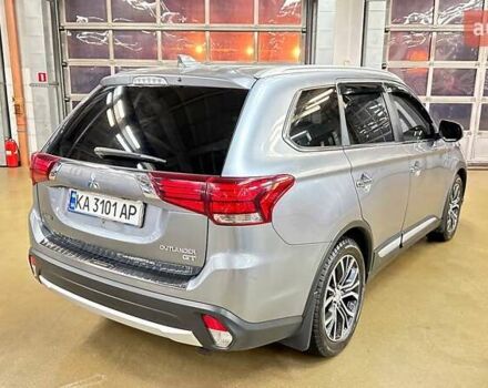 Серый Мицубиси Аутлендер, объемом двигателя 3 л и пробегом 130 тыс. км за 16750 $, фото 5 на Automoto.ua
