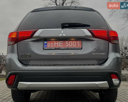 Серый Мицубиси Аутлендер, объемом двигателя 2.2 л и пробегом 152 тыс. км за 17800 $, фото 30 на Automoto.ua