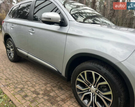 Серый Мицубиси Аутлендер, объемом двигателя 2.4 л и пробегом 189 тыс. км за 16950 $, фото 138 на Automoto.ua