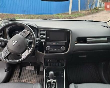 Серый Мицубиси Аутлендер, объемом двигателя 2.36 л и пробегом 120 тыс. км за 16100 $, фото 15 на Automoto.ua