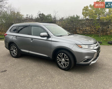 Серый Мицубиси Аутлендер, объемом двигателя 2.36 л и пробегом 85 тыс. км за 15500 $, фото 9 на Automoto.ua