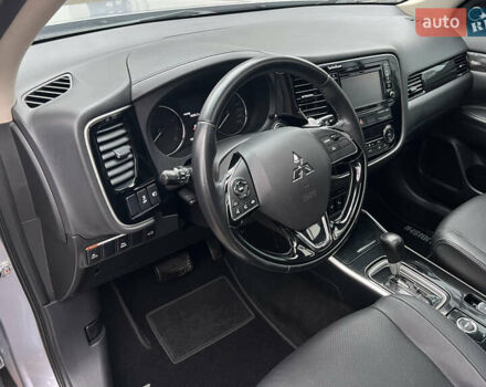 Серый Мицубиси Аутлендер, объемом двигателя 2.4 л и пробегом 189 тыс. км за 16950 $, фото 47 на Automoto.ua