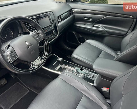 Серый Мицубиси Аутлендер, объемом двигателя 2.4 л и пробегом 189 тыс. км за 16950 $, фото 54 на Automoto.ua