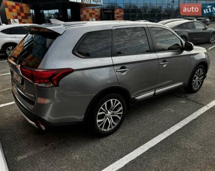 Серый Мицубиси Аутлендер, объемом двигателя 2.36 л и пробегом 51 тыс. км за 21000 $, фото 5 на Automoto.ua