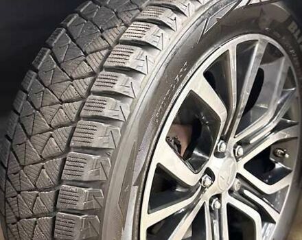 Серый Мицубиси Аутлендер, объемом двигателя 3 л и пробегом 130 тыс. км за 16750 $, фото 11 на Automoto.ua