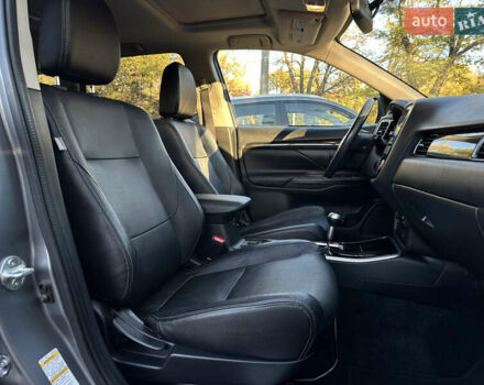 Серый Мицубиси Аутлендер, объемом двигателя 2.4 л и пробегом 167 тыс. км за 15999 $, фото 19 на Automoto.ua