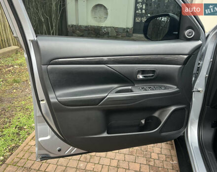 Серый Мицубиси Аутлендер, объемом двигателя 2.4 л и пробегом 189 тыс. км за 16950 $, фото 43 на Automoto.ua