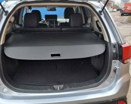 Серый Мицубиси Аутлендер, объемом двигателя 2.36 л и пробегом 120 тыс. км за 16100 $, фото 21 на Automoto.ua