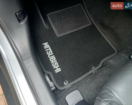 Серый Мицубиси Аутлендер, объемом двигателя 2.4 л и пробегом 189 тыс. км за 16950 $, фото 78 на Automoto.ua