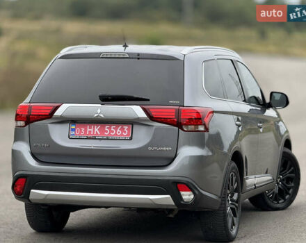 Серый Мицубиси Аутлендер, объемом двигателя 2.2 л и пробегом 152 тыс. км за 17500 $, фото 17 на Automoto.ua