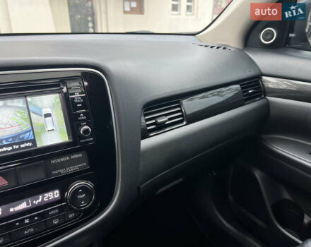 Серый Мицубиси Аутлендер, объемом двигателя 2.4 л и пробегом 189 тыс. км за 16950 $, фото 70 на Automoto.ua