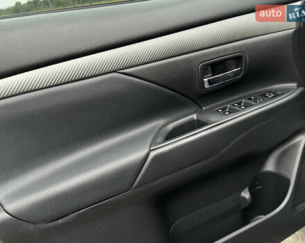 Серый Мицубиси Аутлендер, объемом двигателя 2.2 л и пробегом 152 тыс. км за 17500 $, фото 36 на Automoto.ua