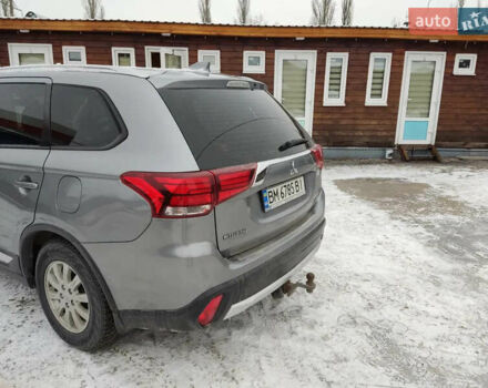 Серый Мицубиси Аутлендер, объемом двигателя 2 л и пробегом 132 тыс. км за 16000 $, фото 3 на Automoto.ua