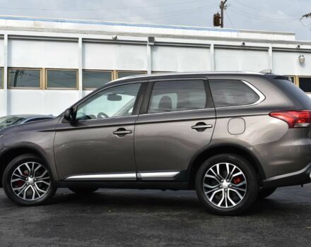 Сірий Міцубісі Аутлендер, об'ємом двигуна 2.4 л та пробігом 50 тис. км за 7000 $, фото 3 на Automoto.ua