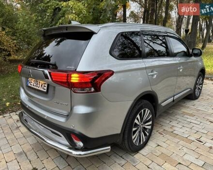 Сірий Міцубісі Аутлендер, об'ємом двигуна 2.36 л та пробігом 37 тис. км за 21000 $, фото 6 на Automoto.ua