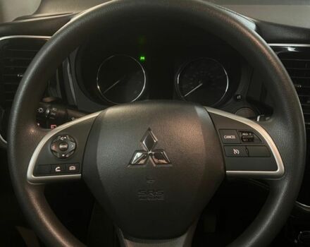 Сірий Міцубісі Аутлендер, об'ємом двигуна 2.36 л та пробігом 110 тис. км за 16000 $, фото 5 на Automoto.ua