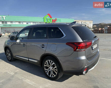 Сірий Міцубісі Аутлендер, об'ємом двигуна 3 л та пробігом 190 тис. км за 17100 $, фото 1 на Automoto.ua