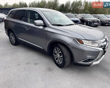 Серый Мицубиси Аутлендер, объемом двигателя 2.4 л и пробегом 103 тыс. км за 15497 $, фото 6 на Automoto.ua