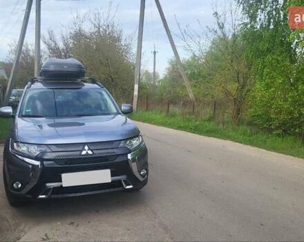 Серый Мицубиси Аутлендер, объемом двигателя 2.4 л и пробегом 170 тыс. км за 13999 $, фото 8 на Automoto.ua