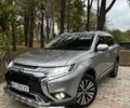 Сірий Міцубісі Аутлендер, об'ємом двигуна 2.36 л та пробігом 37 тис. км за 21000 $, фото 1 на Automoto.ua