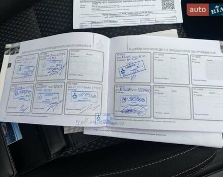 Сірий Міцубісі Аутлендер, об'ємом двигуна 2 л та пробігом 141 тис. км за 17500 $, фото 26 на Automoto.ua